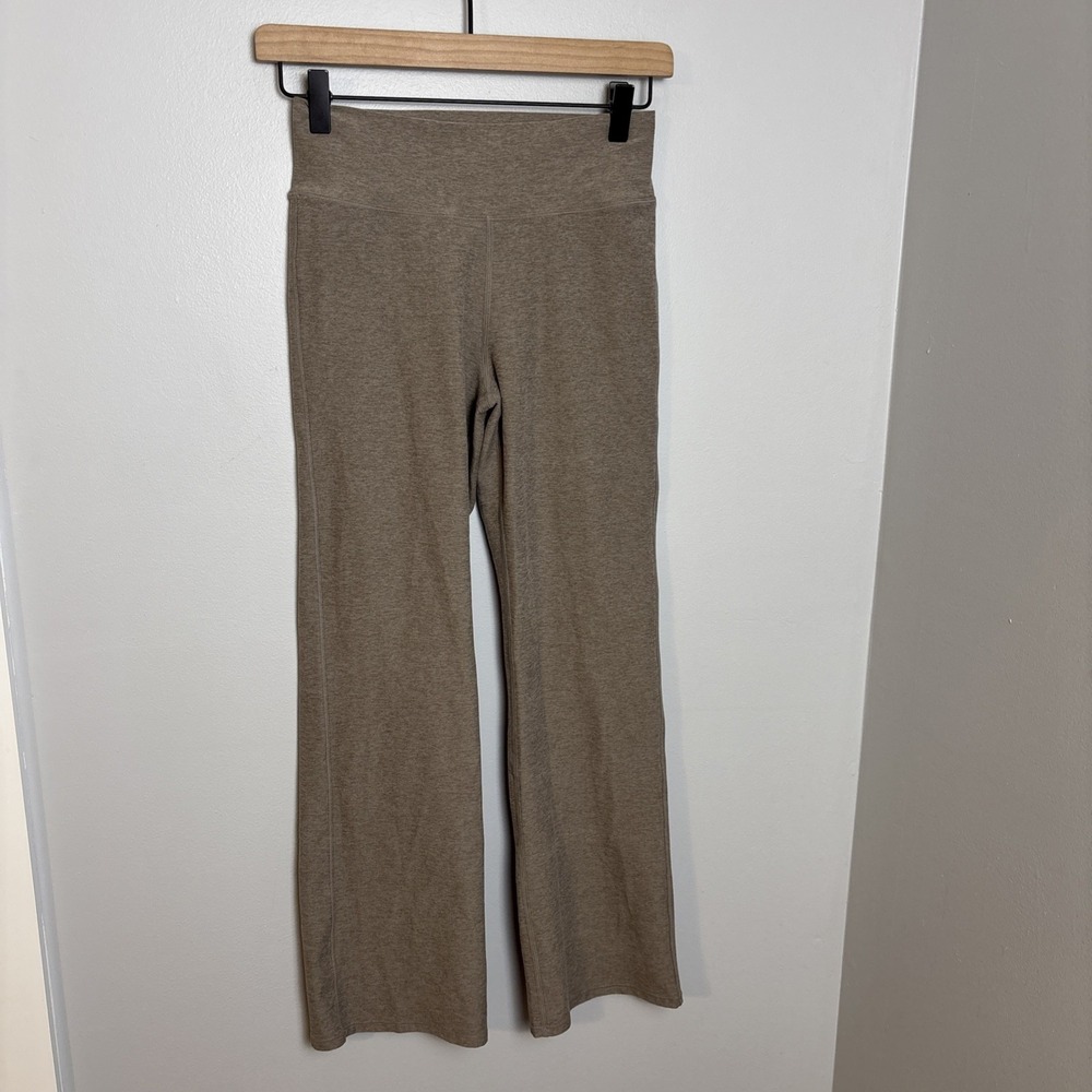 Vuori Women's Women's XS Mid Rise Elevation Slim Bootcut Pant Oatmeal V487